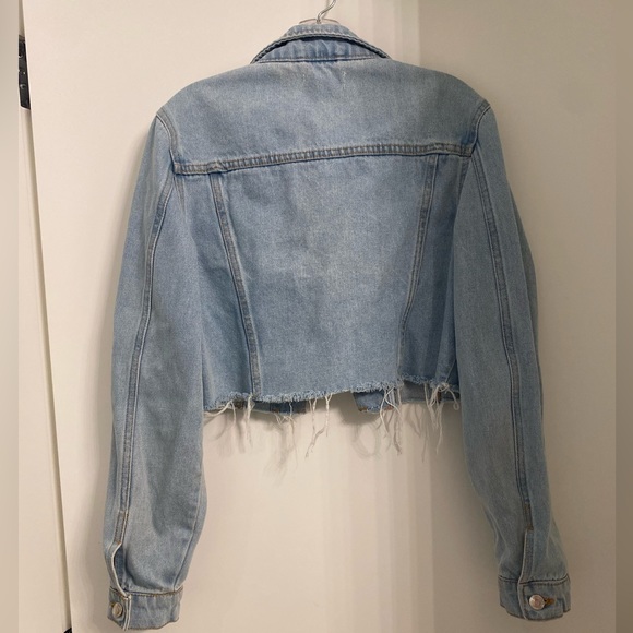 Cropped Denim Jean Jacket - Picture 6 of 6